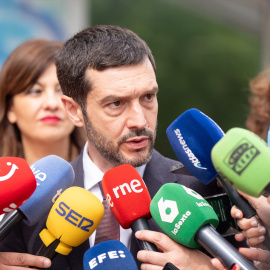 El ministro de Derechos Sociales y Consumo, Pablo Bustinduy, durante el acto ‘Voces del desarrollo sostenible, la Agenda 2030 en los territorios’, en Bizkaia Aretoa, a 12 de junio de 2025, en Bilbao, Vizcaya, País Vasco (España).