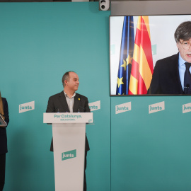 (Foto de ARCHIVO)(I-D) La portavoz en el Congreso de Junts, Miriam Nogueras, el secretario general de Junts, Jordi Turull, y el presidente de Junts, Carles Puigdemont, durante una rueda de prensa, a 4 de marzo de 2024, en Barcelona, Catalunya (España). Puigdemont ha reivindicado que el acuerdo entre el PSOE y su partido para la delegación de competencias en materia de inmigración a la Generalitat representa la asunción de cuestiones que son “competencias que normalmente ejercen los estados”.Alberto Paredes / Europa Press04 MARZO 2025;RUEDA DE PRENSA;JUNTS;PUIGDEMONT;ACUERDO;PSOE;PROPUESTA04/3/2025