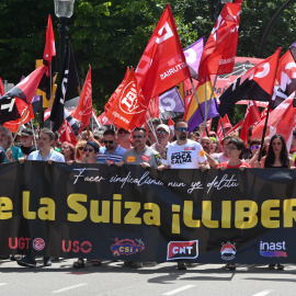 Multitudinaria manifestación por la libertad de ‘Las seis de La Suiza’