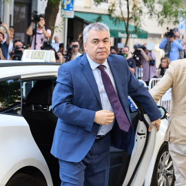 El exsecretario de Organización del PSOE Santos Cerdán a su llegada a declarar en el Tribunal Supremo, a 30 de junio de 2025, en Madrid (España). El Tribunal Supremo (TS) ha citado a declarar a Santos Cerdán por presuntos delitos de organización criminal y cohecho. Cerdán está siendo investigado dada su conexión inescindible con los hechos referidos al exministro de Transportes José Luis Ábalos.Jesús Hellín / Europa Press30 JUNIO 2025;SANTOS CERDÁN;TRIBUNAL SUPREMO;CASO KOLDO30/6/2025