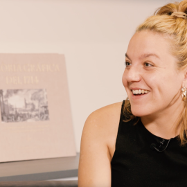 L'escriptora Núria Bendicho en l'entrevista al Palau Robert.