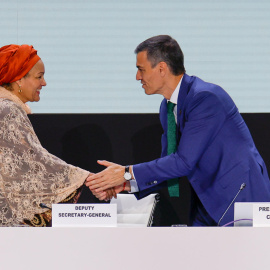 Amina Mohammed, vicesecretaria general de la ONU y Pedro Sánchez.