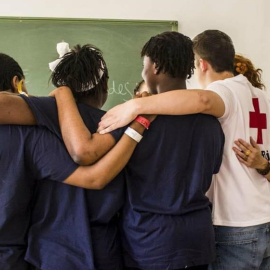 El Gobierno 'popular' de Cantabria rechaza la propuesta del Estado de reparto de menores migrantes