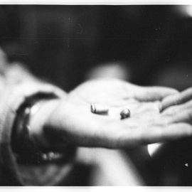 Balas de la policía recogidas después de la manifestación sindical del 13 de diciembre de 1979, en Embajadores (Madrid).