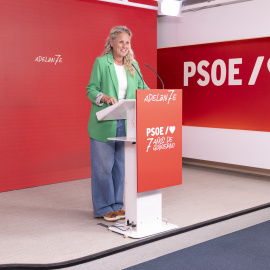 Montse Mínguez, portavoz de la Ejecutiva Federal del PSOE, durante una rueda de prensa ofrecida en Ferraz este lunes.