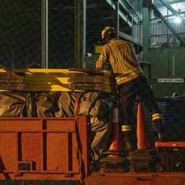 Bombero en Lleida el 15 de abril de 2023.