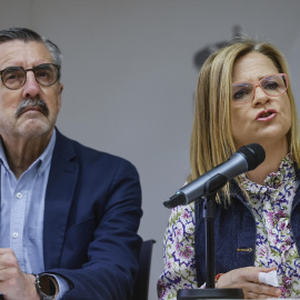 La delegada del Gobierno en País Valencià, Pilar Bernabé, y José María Ángel, en una imagen de archivo.