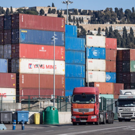 Mercaderies en contenidors al Port de Barcelona.