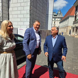 El primer ministro húngaro, Víktor Orban junto al líder bosnio