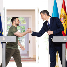 Volodimir Zelenski y Pedro Sánchez en Madrid.