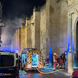Imágenes del incendio en la Mezquita de Córdoba el pasado 8 de agosto.