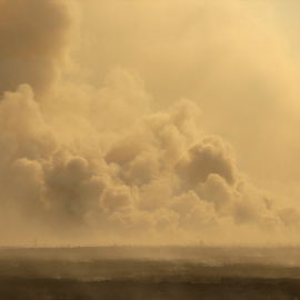 Vista del incendio, a 13 de agosto de 2025, en Miñambres de la Valduerna, en León.