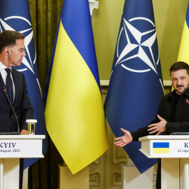 Volodimir Zelenski se reúne con Mark Rutte en Kiev.