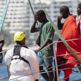 Llegada al puerto de Puerto de Arguineguín.