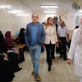Collboni durant una visita al campament de l'UNRWA