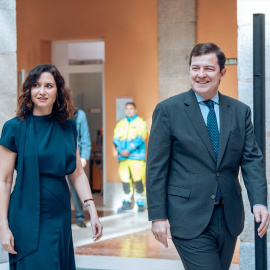 Foto de archivo del presidente Fernández Mañueco e Isabel Díaz Ayuso en Valladolid.