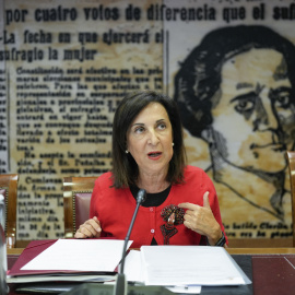 La ministra de Defensa, Margarita Robles, compareciendo en el Senado.