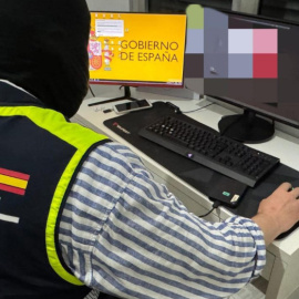 Fotografía de archivo de un investigador de la Policía Nacional.