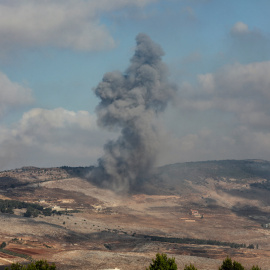 Humo en un ataque israelí en Líbano.