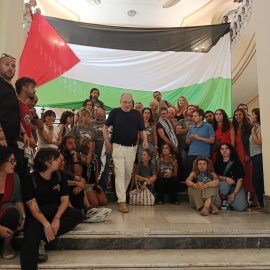Docentes encerrados en el Círculo de Bellas Artes de Madrid en apoyo a Palestina.