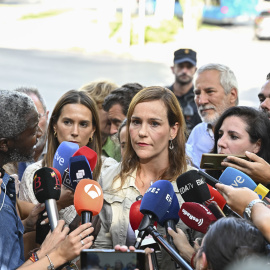 La portavoz de Vox en la Asamblea de Madrid, Isabel Pérez Moñino, ofrece declaraciones ante el centro de menores de Hortaleza, en Madrid.