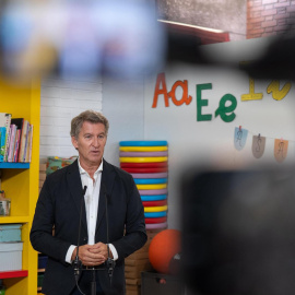 Alberto Núñez Feijóo, desde una escuela infantil de Guadalajara este jueves.