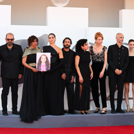 El elenco de la película 'La voz de Hind' en el festival de cine de Venecia.