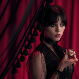 La segunda parte de 'Miércoles' en Netflix no ha podido aguantar los números de audiencia que tuvo la primera.