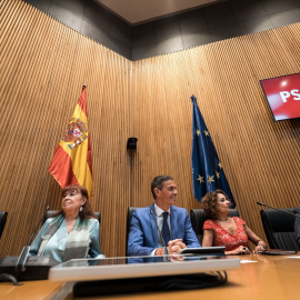 El presidente del Gobierno, Pedro Sánchez, preside la reunión interparlamentaria del Grupo Socialista (Congreso, Senado y Parlamento Europeo) en la Sala Ernest Lluch del Congreso.