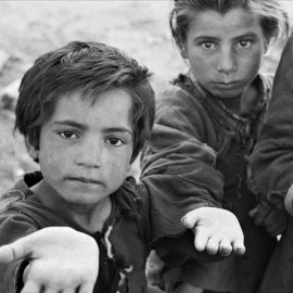 La hambruna del franquismo fue agravada por la corrupción de Falange.