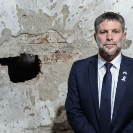 0f1dfd773fb963e061d7979fd62b433101e9bcd3