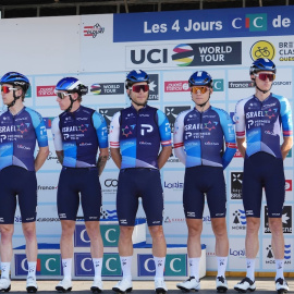 Ciclistas del Israel-Premier Tech durante la temporada 2025.