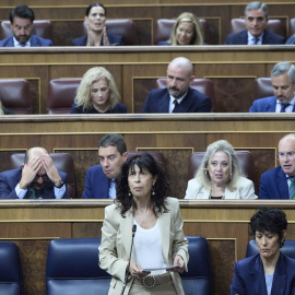 La ministra de Igualdad, Ana Redondo, interviene durante una sesión de control en el Gobierno, en el Congreso de los Diputados, a 24 de septiembre de 2025, en Madrid (España).