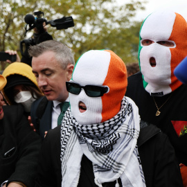 Liam O'Hanna, de Kneecap, llega al Tribunal de la Corona de Westminster Woolwich en Londres, Reino Unido.