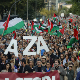 Miles de personas en Euskadi protestan contra el genocidio en Gaza.