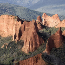 Vista de Las Médulas antes del incendio que calcinó la zona en agosto de 2025.