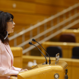La ministra de Igualdad, Ana Redondo, interviene durante el pleno del Senado para dar cuenta de su gestión de las pulseras de los maltratadores.