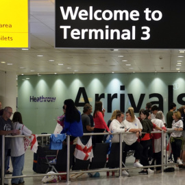 De aplicar las sugerencias de Moreno Bonilla, algunos residentes británicos estarían en serios problemas.