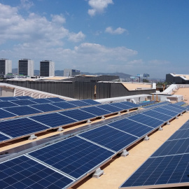 Instal·lació d'autoconsum fotovoltaic a Viladecans.