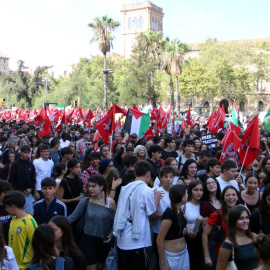 La manifestació d'estudiants en suport a Palestina que s'ha fet aquest dijous a Barcelona.