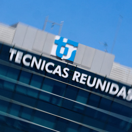 El logo de  Tecnicas Reunidas en su sede en Madrid.