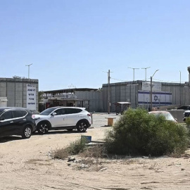Captura de video del exterior de la prisión de alta seguridad de Saharonim, en el desierto israelí de Neguev.