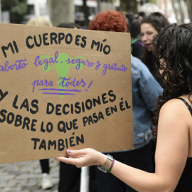 Concentración celebrada en Madrid bajo el lema 'Aborto libre para todas'. EFE/ Víctor Lerena