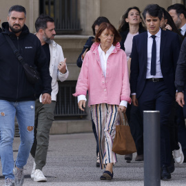 Gisele Pelicot llega al tribunal penal de Gard en Nimes, Francia.