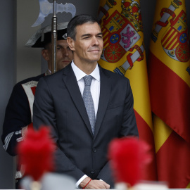 El presidente del Gobierno, Pedro Sánchez, durante el desfile de la Fiesta Nacional.