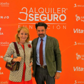 La expresidenta de la Comunidad de Madrid Esperanza Aguirre y el diputado Guillermo Mariscal, en la presentación de la Fundación Alquiler Seguro en Madrid, en mayo de 2022.