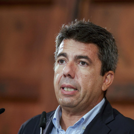 El 'president' de la Generalitat, Carlos Mazón, durante la presentación de nuevas ayudas para las personas afectadas por la DANA, en octubre en València.