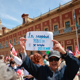 Manifestación en defensa de la sanidad pública en Sevilla el pasado mes de abril.