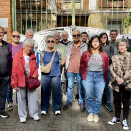 Representants d'algunes de les entitats signants del manifest per demanar a l'Ajuntament de Sabadell que no desocupi les persones que viuen a l'antiga Caserna de la Guàrdia Civil