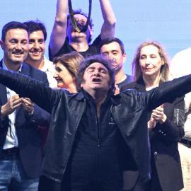 Milei pide voto para vencer al "comunismo" y sacar adelante reformas claves en Argentina